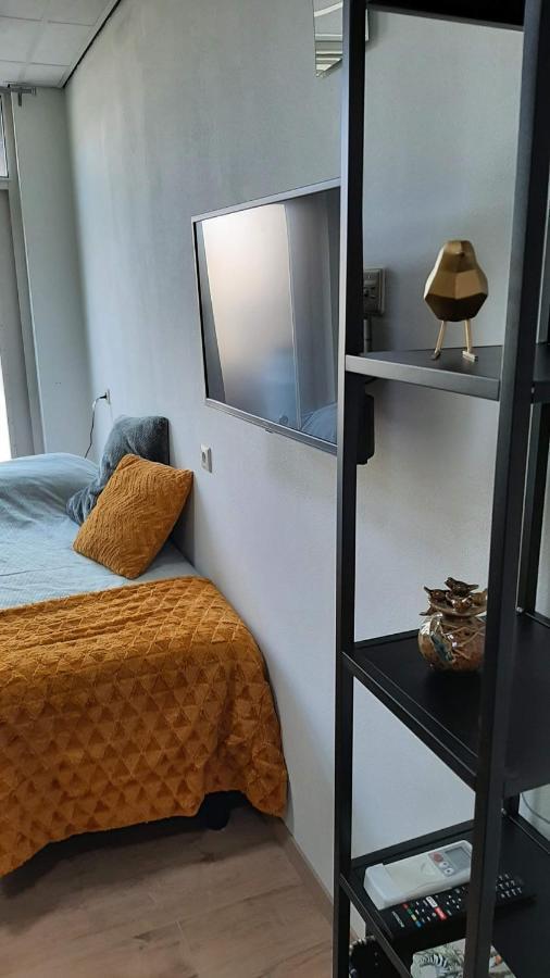 Couette-café Nummer 1 *